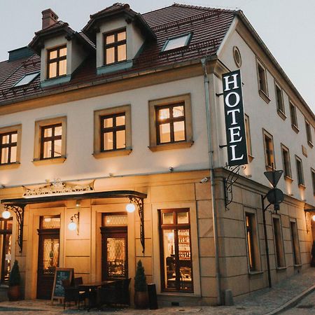 Hg Hotel Toszek ภายนอก รูปภาพ