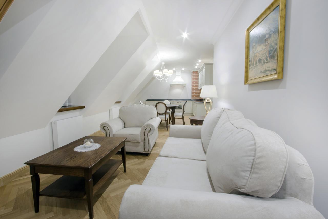 Hg Hotel Toszek ภายนอก รูปภาพ
